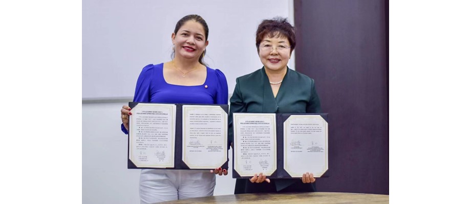 Embajada de Colombia en Beijing acompaña Memorando de Entendimiento entre el Departamento del Casanare y la Región Autónoma Hui, Ningxia