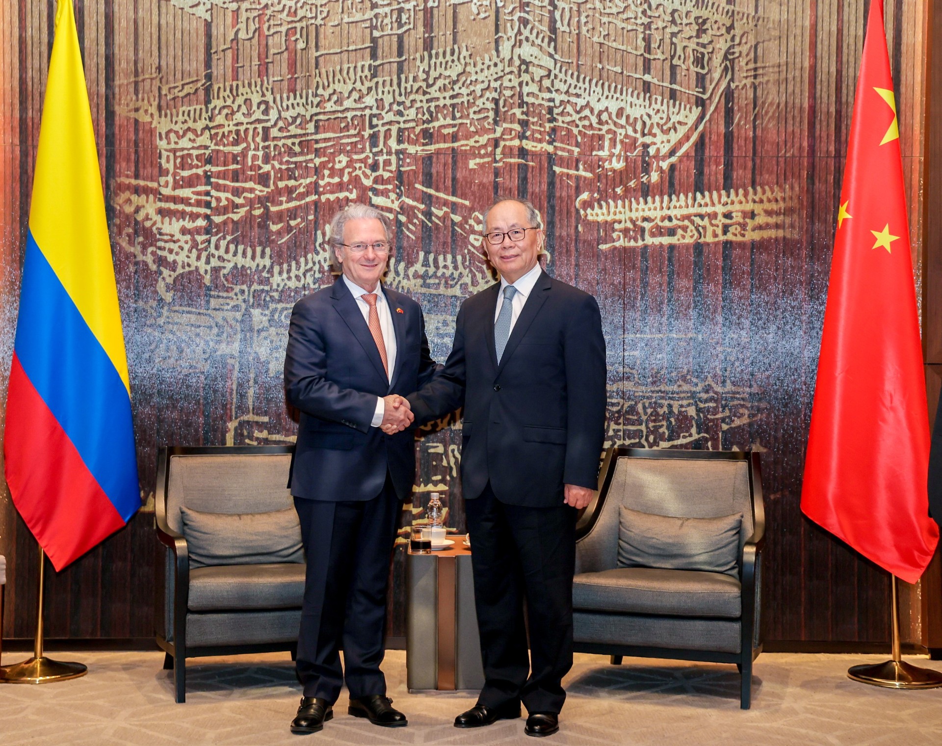 La Embajada de Colombia en China celebra el Día de la Independencia con una recepción protocolaria en Beijing