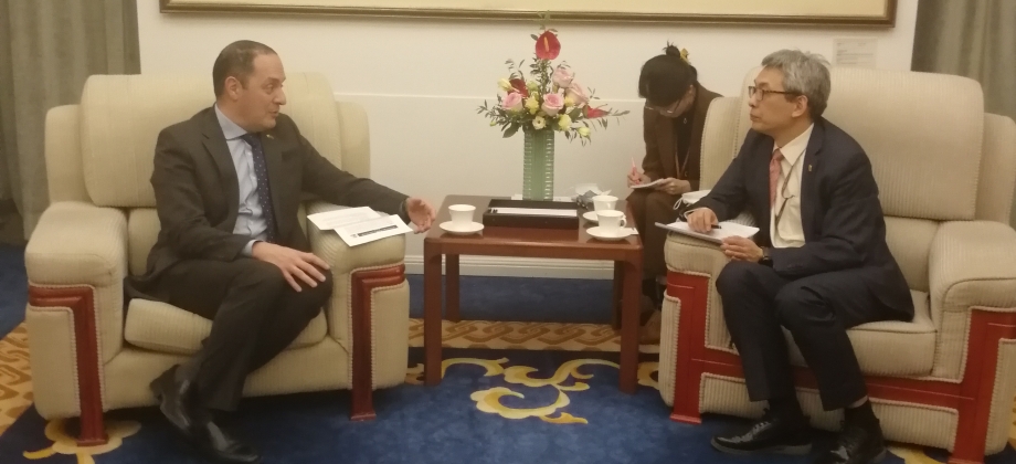 Reunión del Embajador Luis Diego Monsalve con el nuevo Director General de América Latina y el Caribe del Ministerio de Relaciones Exteriores de China