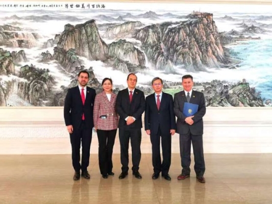 Embajada de Colombia en China y el Comité Central del PCCh buscan fortalecer la relación bilateral