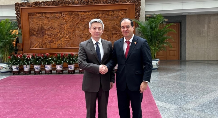 Reunión con el Subdirector para América Latina y el Caribe del Ministerio de Relaciones Exteriores de China
