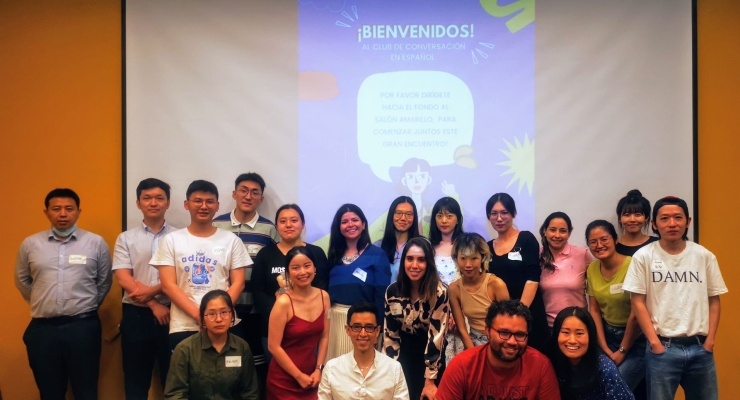 Finaliza el club de conversación en español de la Embajada de Colombia en Beijing 